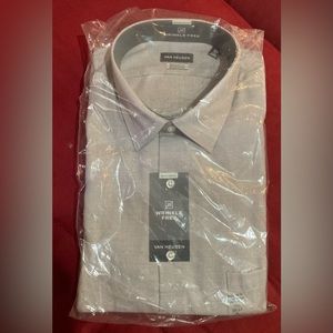 Van Heusen men’s long sleeve dress shirt NWT
